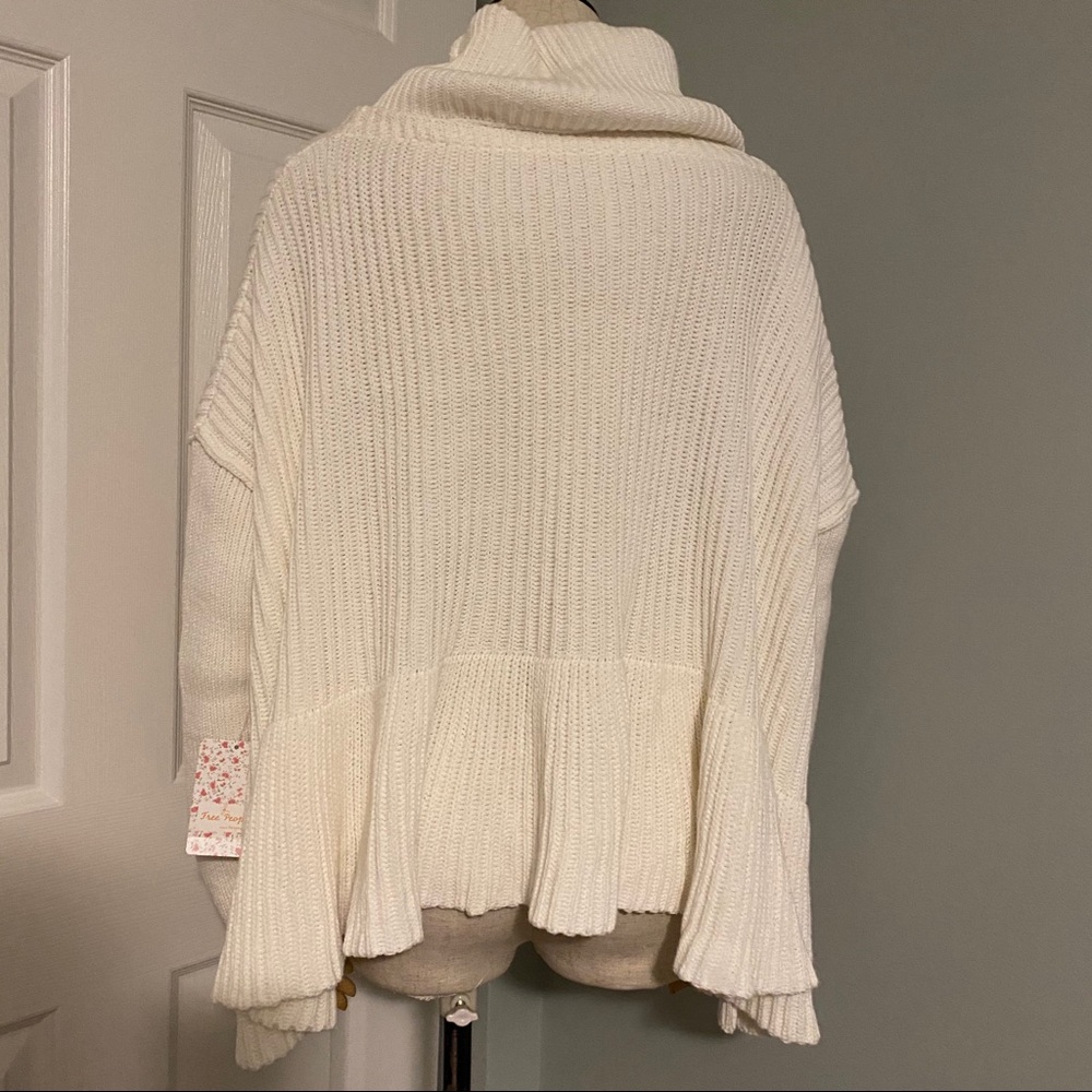 Free People Turtleneck Oversized Sweater Size S New with Tags - Picture 6 of 12